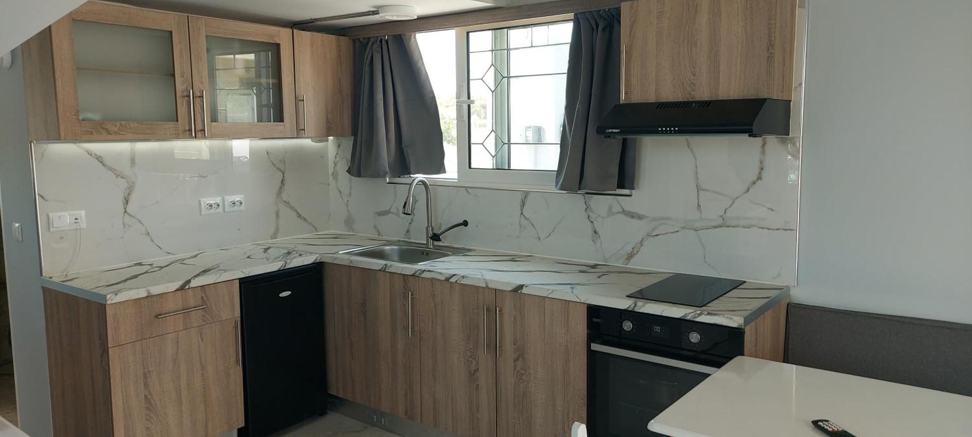 Filio's Loft Near Airport *