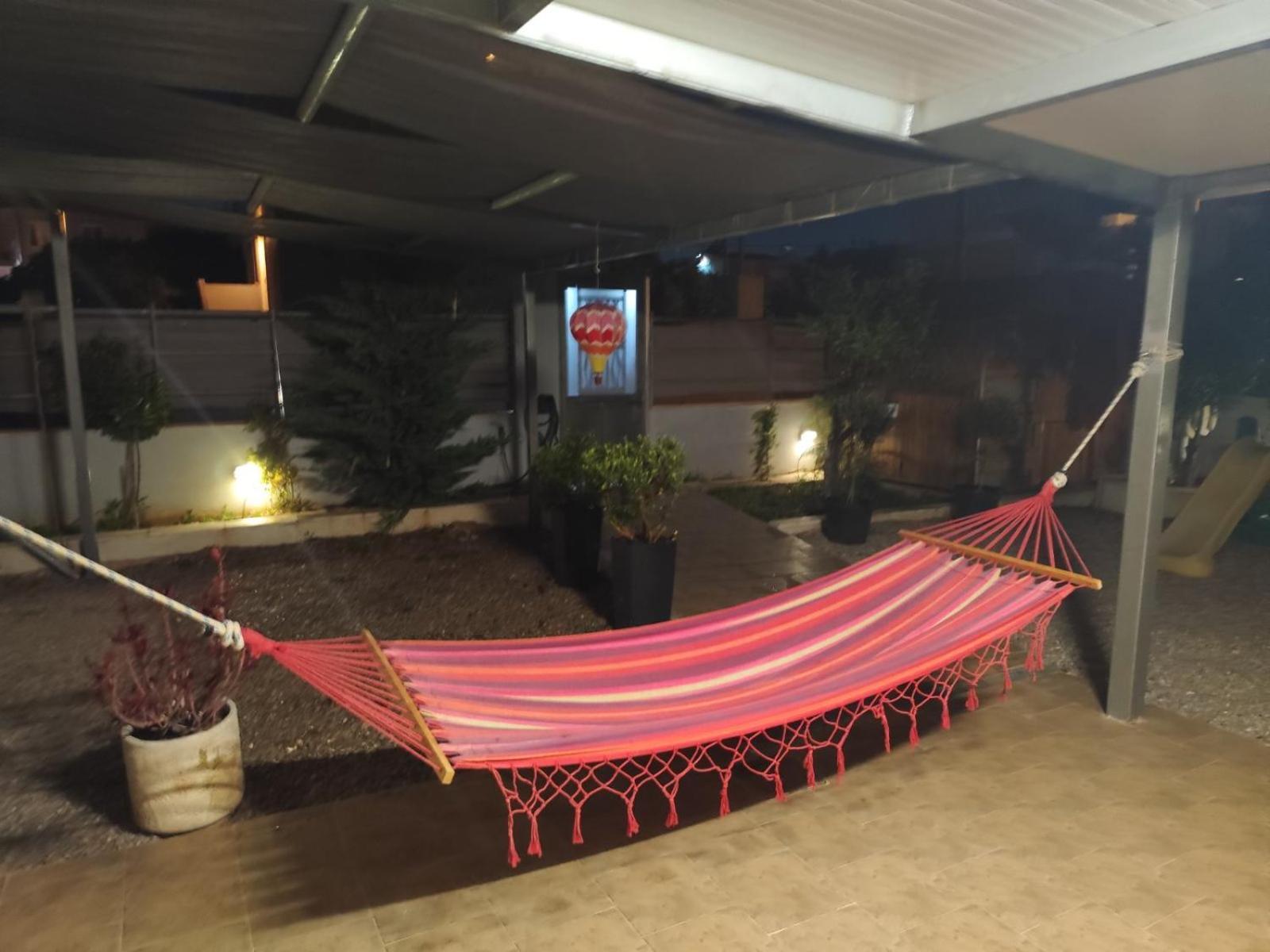 Filio's Loft Near Airport