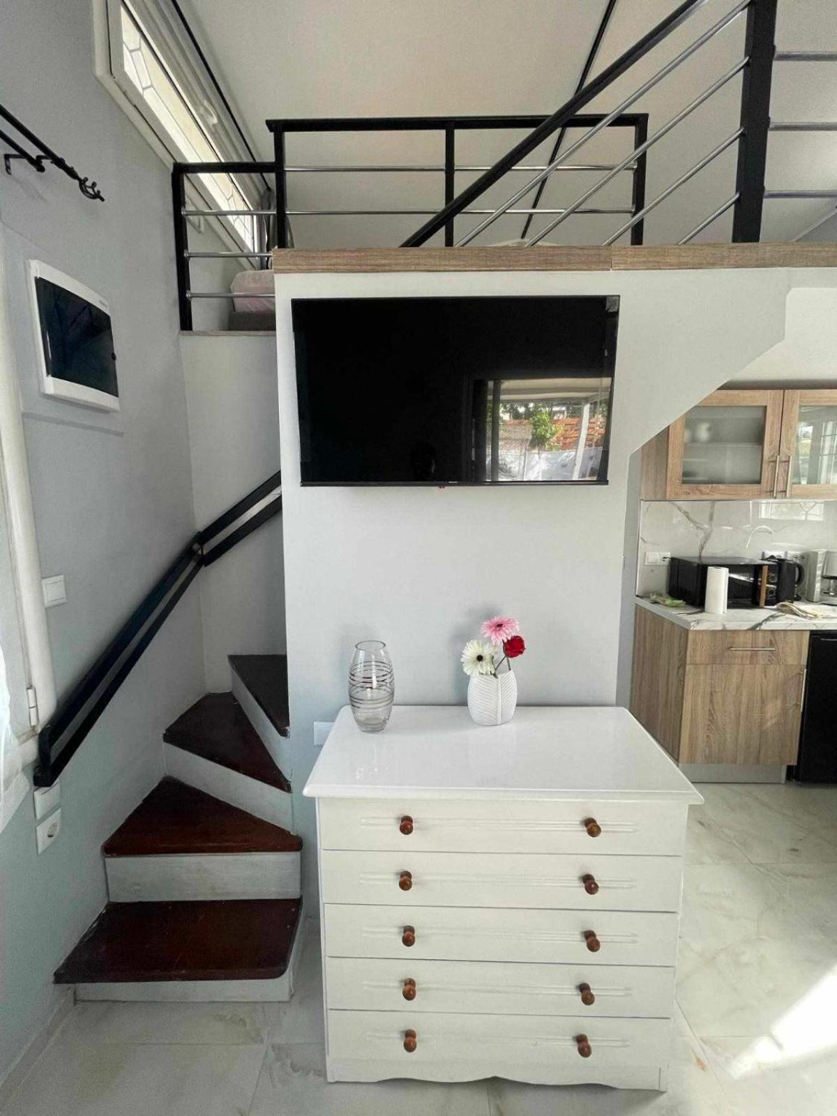Filio's Loft Near Airport Dom wakacyjny *